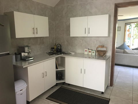 Taj On Byrnes - Private Luxury Apartment Mareeba - Dalby Accommodation 11