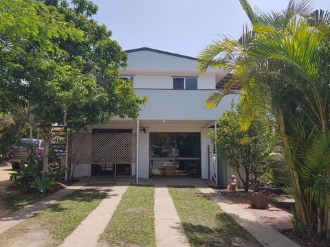 Highland House - Dalby Accommodation 9