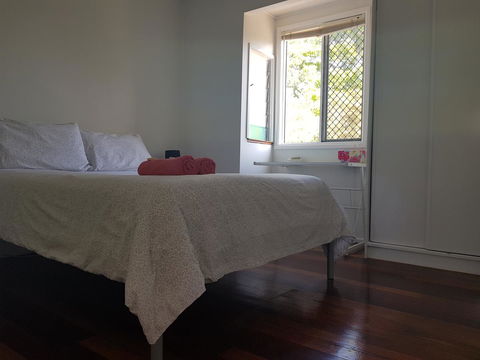 Highland House - Dalby Accommodation 26