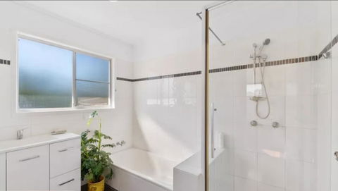 Highland House - Dalby Accommodation 12