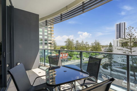 Oracle, 2 & 3 Bedroom Apartments - We Accommodate - Dalby Accommodation 6