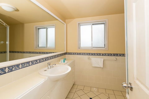 La Grande Apartments - Dalby Accommodation 3