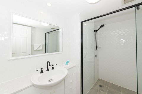 La Grande Apartments - Dalby Accommodation 4