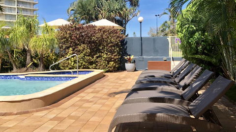 Hi Ho Beach Apartments On Broadbeach - Dalby Accommodation 3