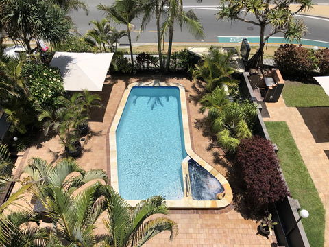 Hi Ho Beach Apartments On Broadbeach - Dalby Accommodation 21