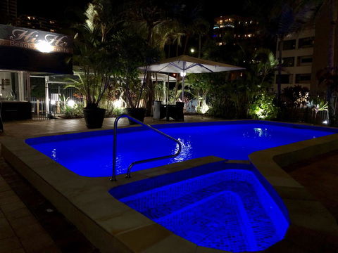 Hi Ho Beach Apartments On Broadbeach - Dalby Accommodation 4