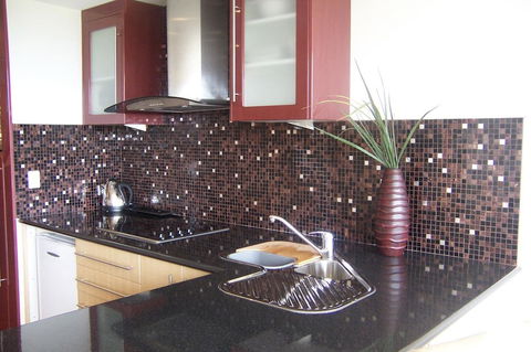 Hi Ho Beach Apartments On Broadbeach - Dalby Accommodation 34