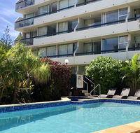 Hi Ho Beach Front Apartments on Broadbeach - Dalby Accommodation
