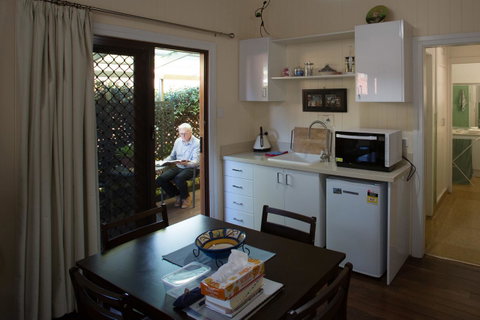 Pale Pacific Holiday Units - Dalby Accommodation 26