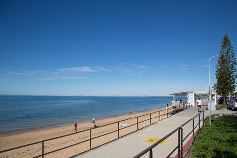 Pale Pacific Holiday Units - Dalby Accommodation 3