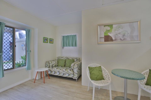 Pale Pacific Holiday Units - Dalby Accommodation 18