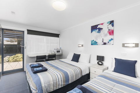 Wattle Grove Motel Maryborough - Dalby Accommodation 3