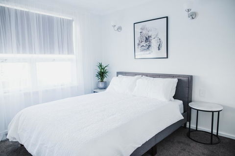 White On Wright Clare - Dalby Accommodation 3