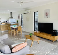 WHITSUNDAY brand new townhouse close to boardwalk - Dalby Accommodation
