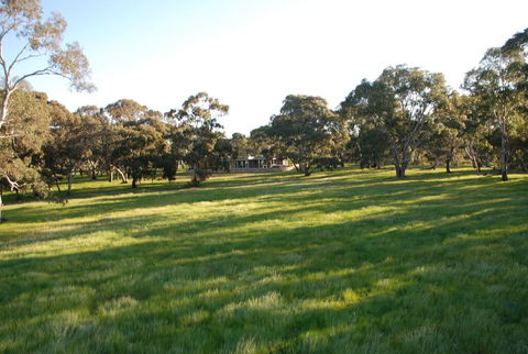 Willalooka Eco Lodge - Dalby Accommodation 2