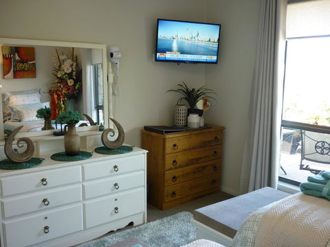 Willowbank Drive Bed & Breakfast - Dalby Accommodation 2