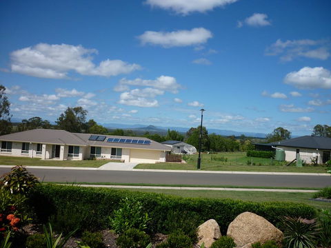 Willowbank Drive Bed & Breakfast - Dalby Accommodation 3