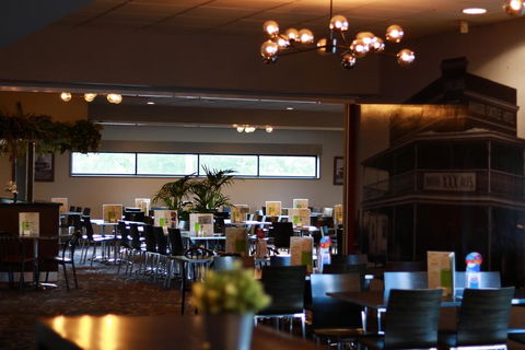 Windsor Castle Hotel - Dalby Accommodation 2