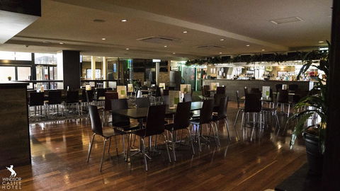 Windsor Castle Hotel - Dalby Accommodation 0