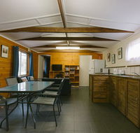 Wonboyn Cabins - Dalby Accommodation
