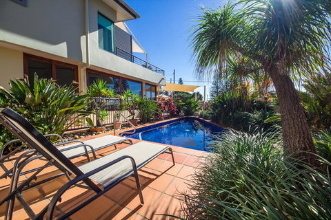 Yamba Beach Motel - Dalby Accommodation 1