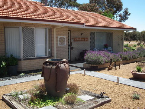 Yellow Gum Bed And Breakfast - Dalby Accommodation 0