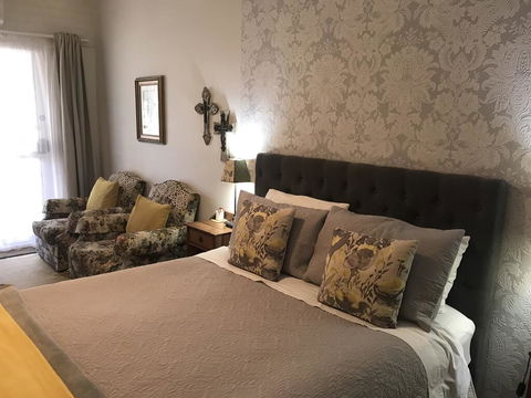Yellow Gum Bed And Breakfast - Dalby Accommodation 1