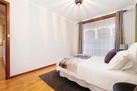 Your Ballarat Home - Dalby Accommodation 3