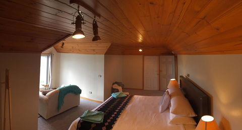 Rose Cottage Sisters Beach Accommodation - Dalby Accommodation 2