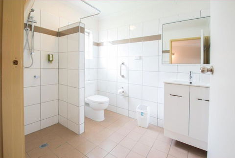 A & A Motel - Dalby Accommodation 4