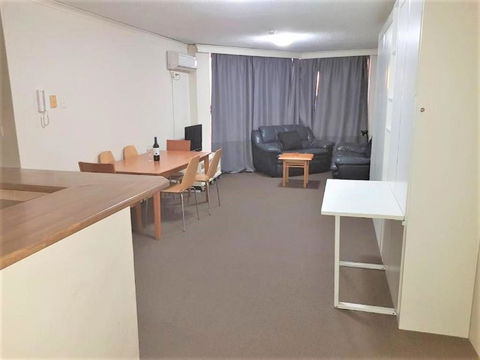 Accommodation Sydney - Kent Street Sydney CBD Top Floor 2 Bedroom Apartment With Balcony - Dalby Accommodation 4