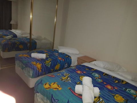 Accommodation Sydney - Kent Street Sydney CBD Top Floor 2 Bedroom Apartment With Balcony - Dalby Accommodation 0
