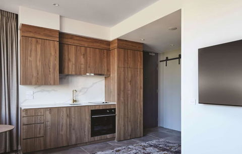 Adina Apartment Hotel Melbourne, Pentridge - Dalby Accommodation 2