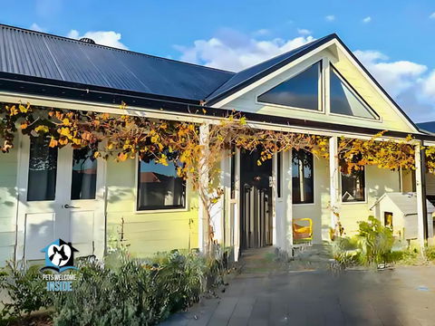 A Beautiful New Property, Walking Distance To The Beach In Esperance WA! - Dalby Accommodation 0