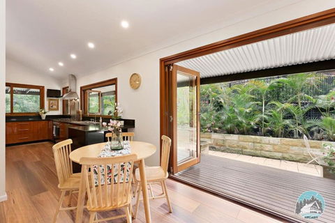 Aircabin - Warrawee - Sydney - 5 Beds House - Dalby Accommodation 3