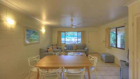 Arcadia Palms 2 - Dalby Accommodation 2