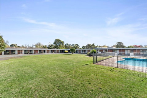 Baronga Motor Inn - Dalby Accommodation 0