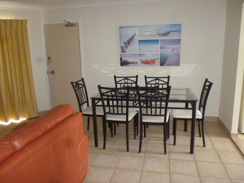Le Lavandou Holiday Apartments - Dalby Accommodation 5