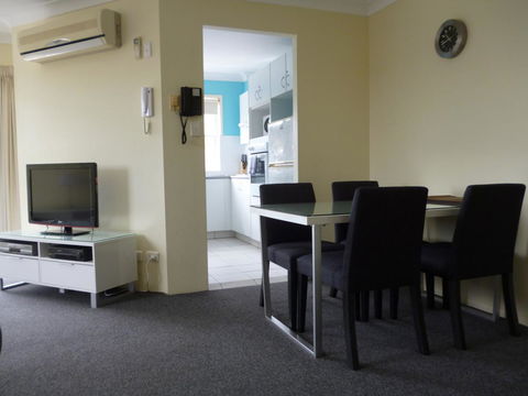 Le Lavandou Holiday Apartments - Dalby Accommodation 33