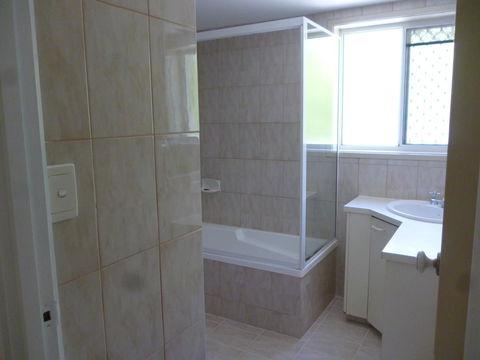 Le Lavandou Holiday Apartments - Dalby Accommodation 17
