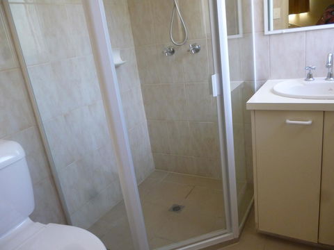 Le Lavandou Holiday Apartments - Dalby Accommodation 16