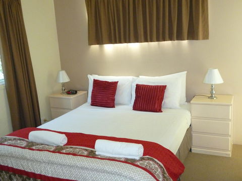 Le Lavandou Holiday Apartments - Dalby Accommodation 28