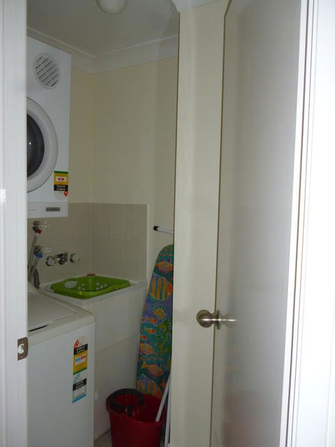 Le Lavandou Holiday Apartments - Dalby Accommodation 23