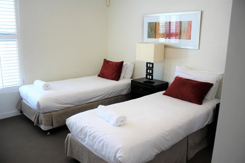 Blue C Coolangatta - Dalby Accommodation 24