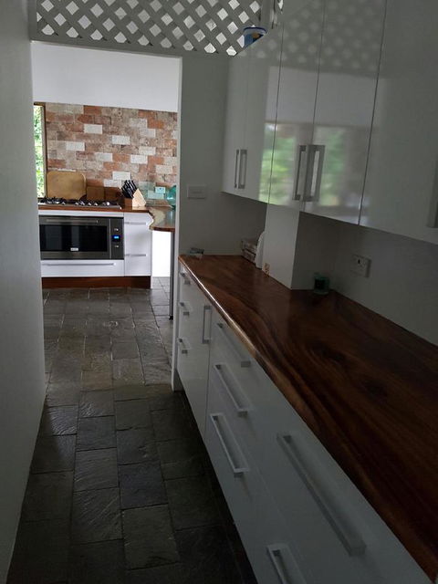 Cairns Beach House Our Oasis - Dalby Accommodation 7