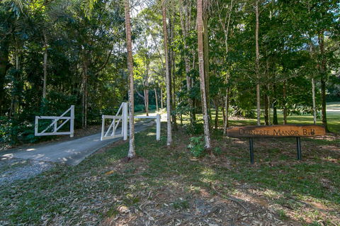 Daintree Manor B&B - Dalby Accommodation 18
