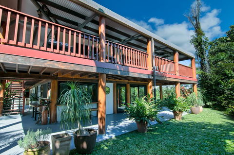 Daintree Manor B&B - Dalby Accommodation 26