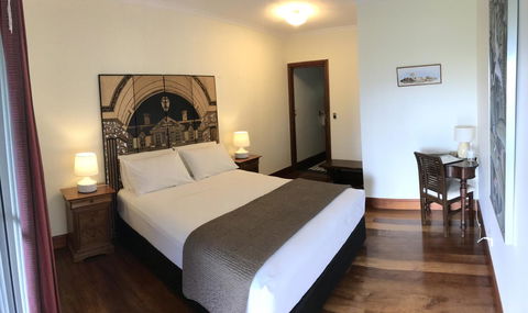 Daintree Manor B&B - Dalby Accommodation 25
