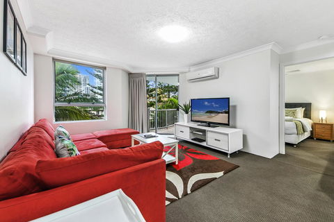 The Ritz Resort Heated Pool - Dalby Accommodation 7