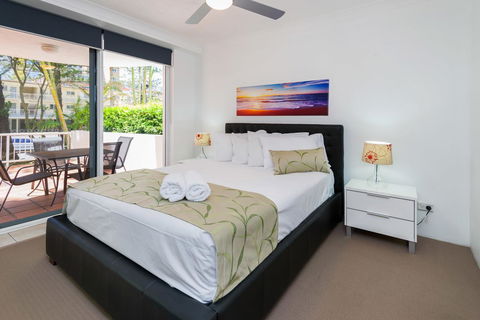 The Ritz Resort Heated Pool - Dalby Accommodation 8